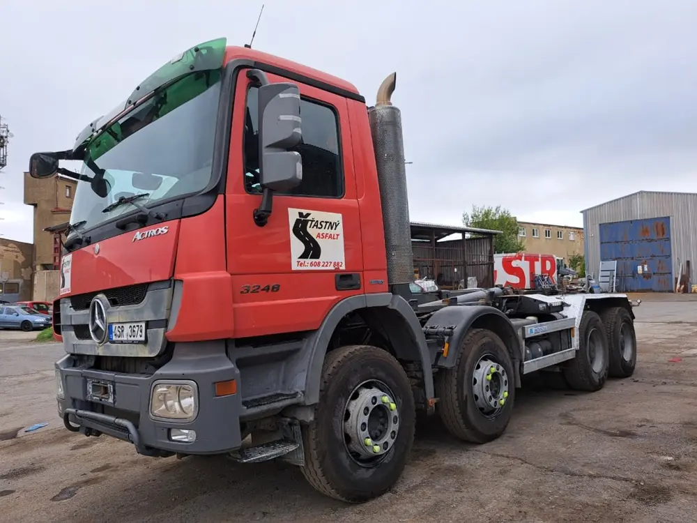 Mercedes-Benz Actros 3248 8x4