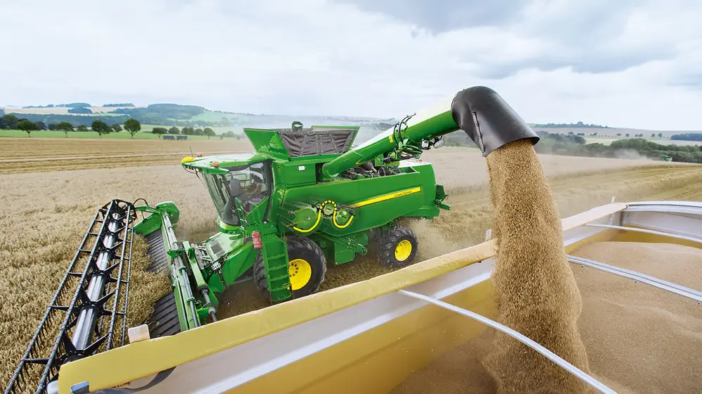 John Deere T670 HM