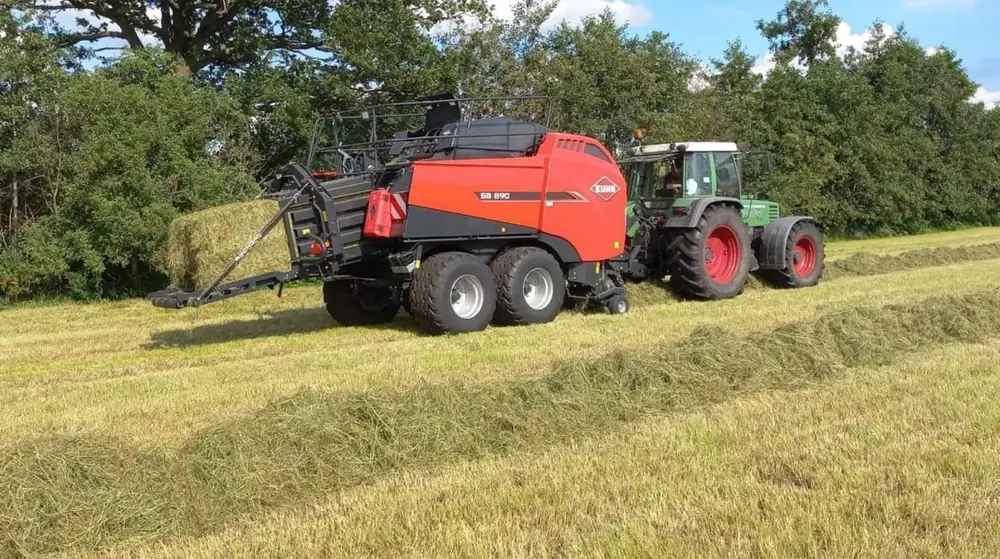 Kuhn SB 890