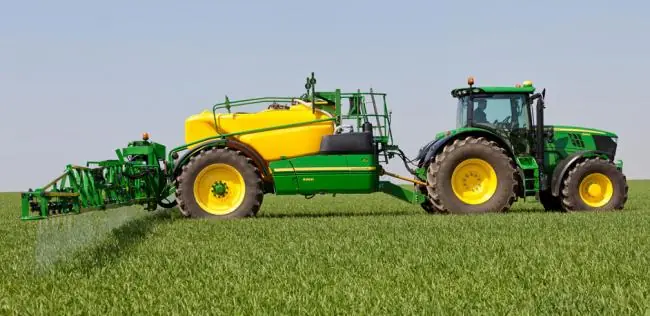 John Deere R962i