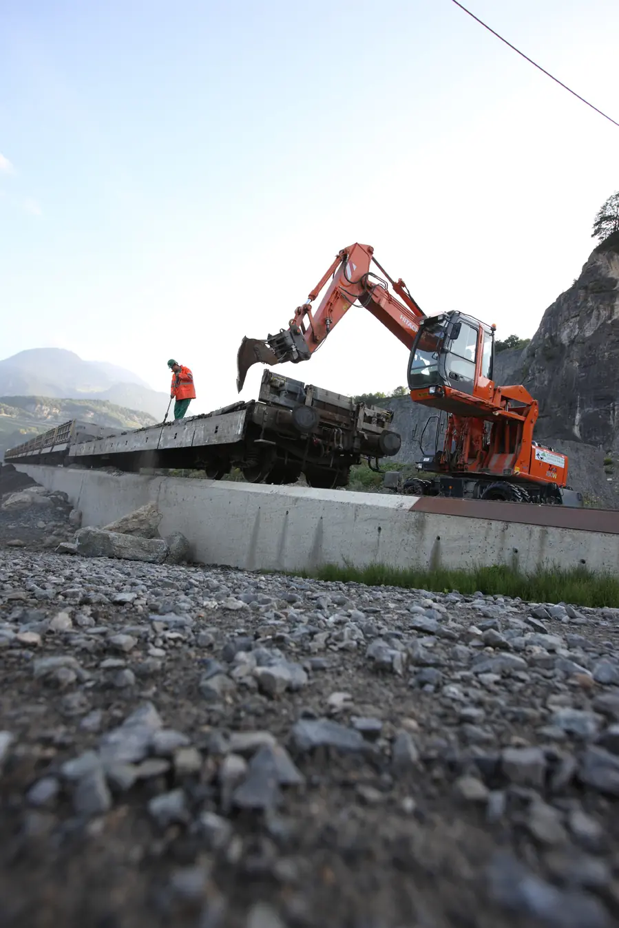 Hitachi ZX 180 W