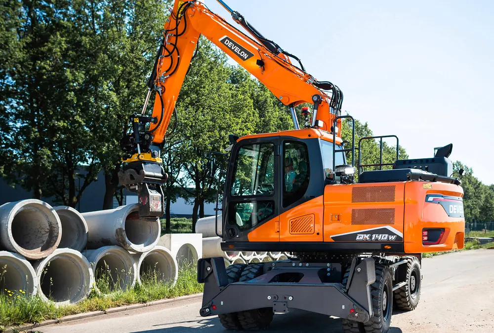 Develon DX140W-7
