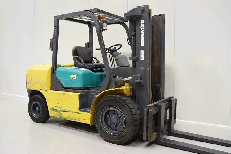Komatsu FD 45 T 7