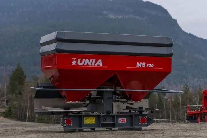 Unia MS 700