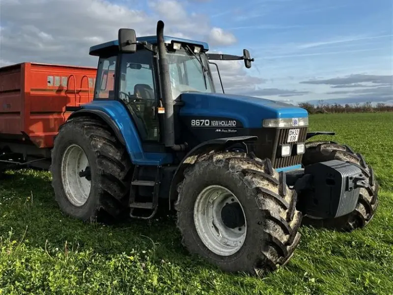 New Holland 8670 (100)