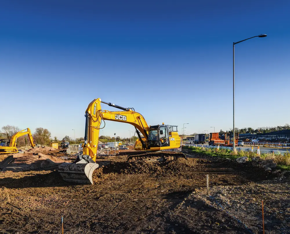 JCB JS370 LC LR thumbnail 4