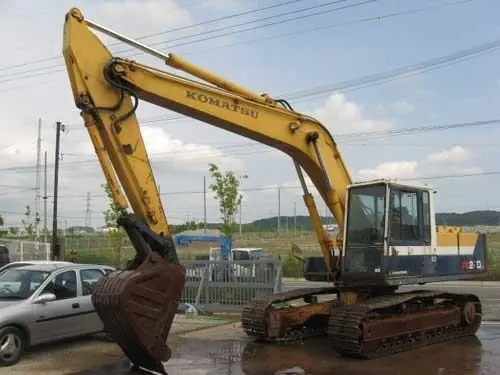 Komatsu PC650SE-3