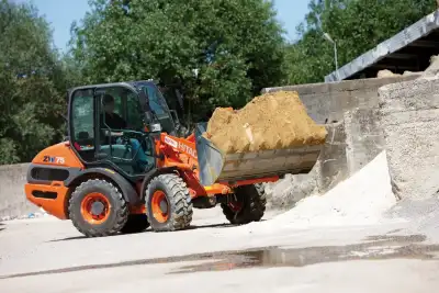 Hitachi ZW 75 thumbnail 3