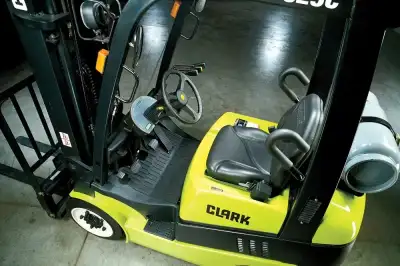 Clark C18L