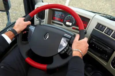 Renault PREMIUM 320.40 4X2 thumbnail 2