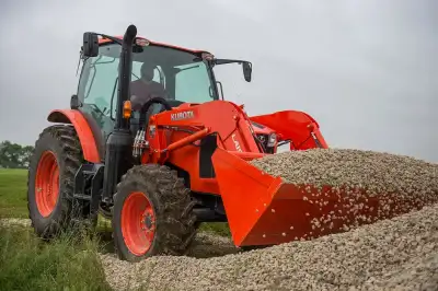 Kubota M6-141