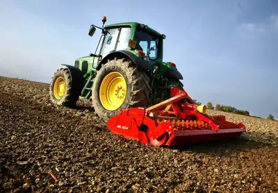 Kuhn HR 404 M
