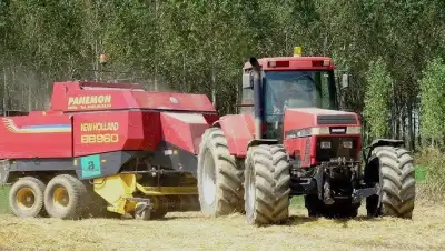 New Holland BB 960 RC