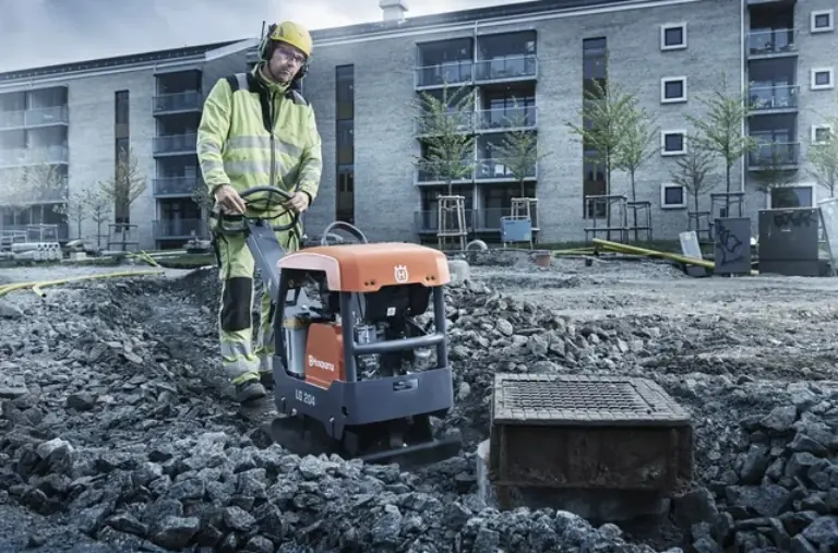 Husqvarna LG 204 thumbnail 3