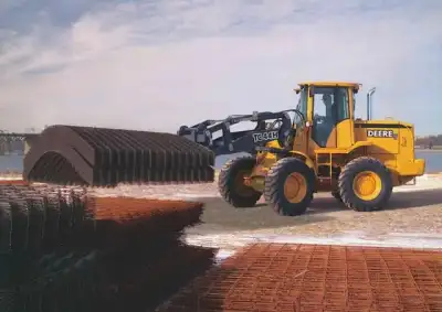 John Deere Construction 44 H TC