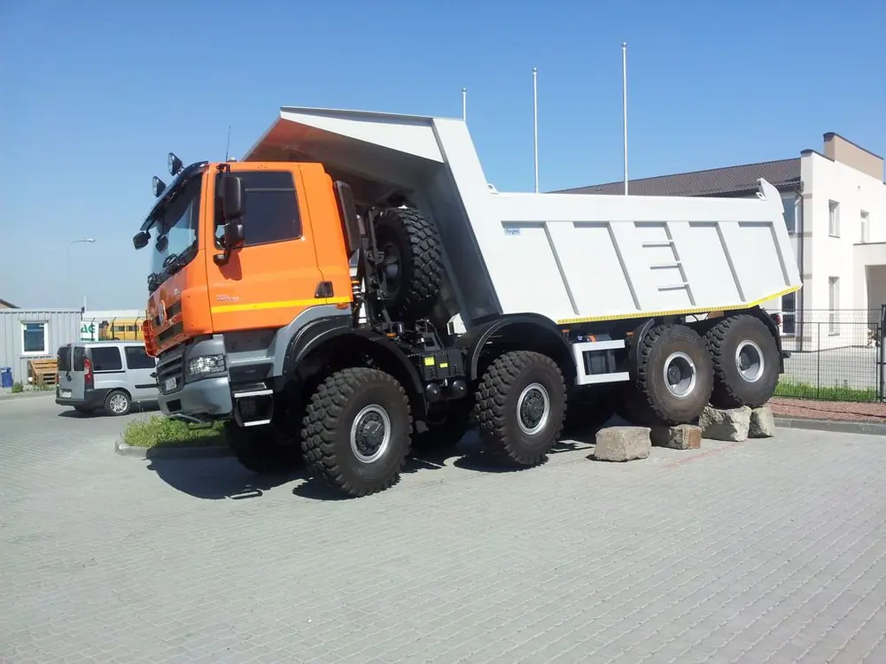 Tatra T 158-8P5R46.261