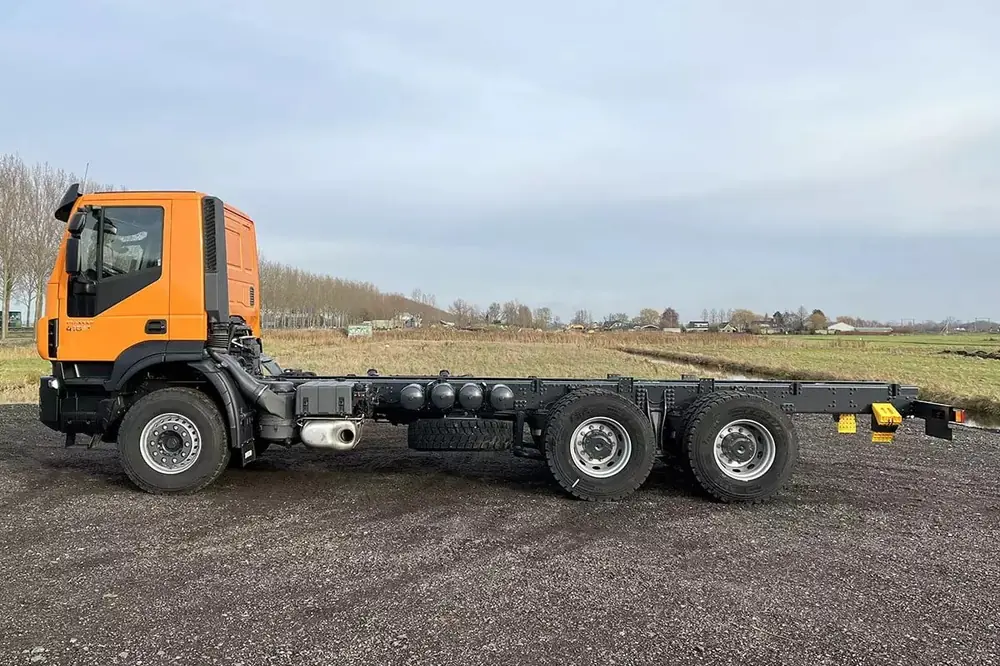 Iveco Trakker AD380T41W