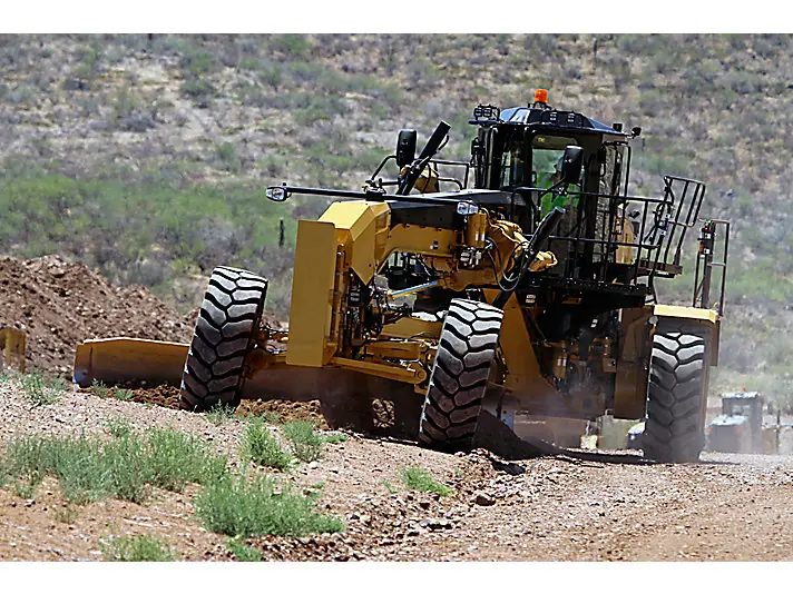 Caterpillar 16