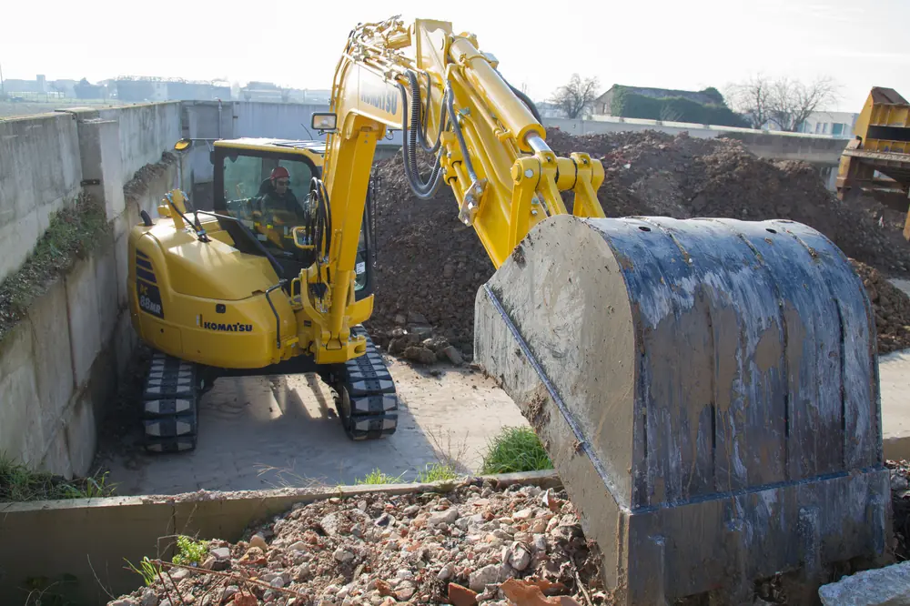 Komatsu PC88MR-10 thumbnail 4