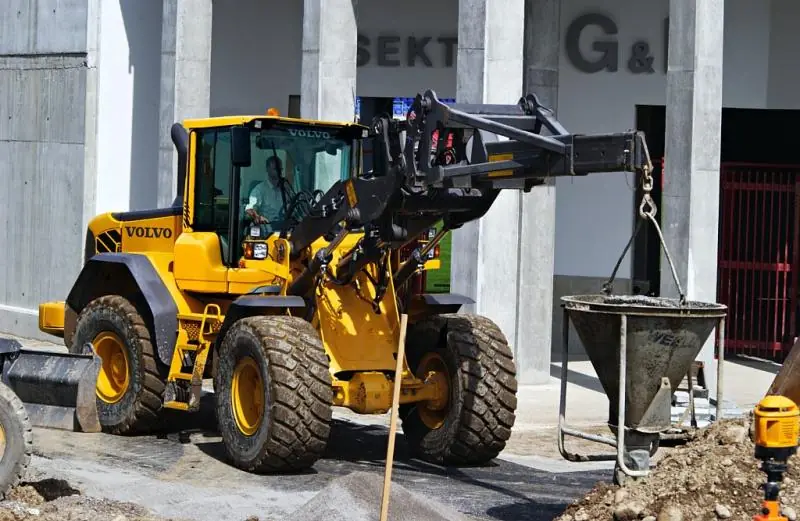 Volvo L90F