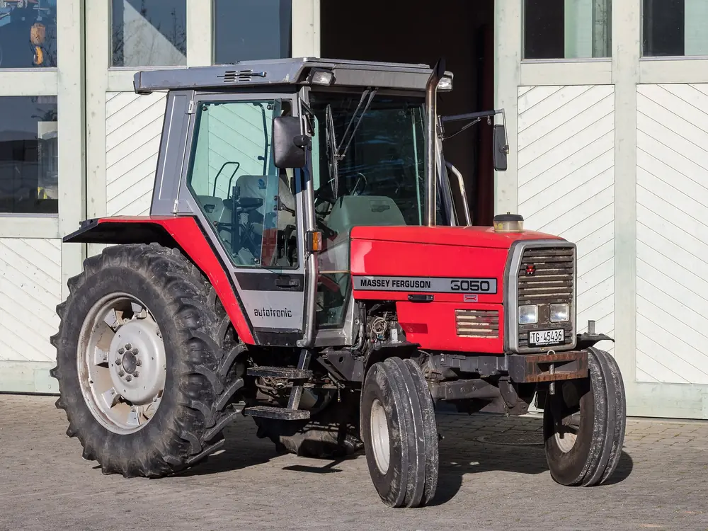 Massey Ferguson 3050