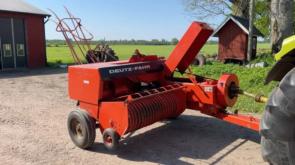 DEUTZ-FAHR HD 300
