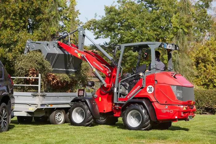 Weidemann 1390 thumbnail 3
