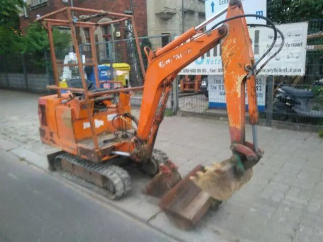 Hitachi UE 15