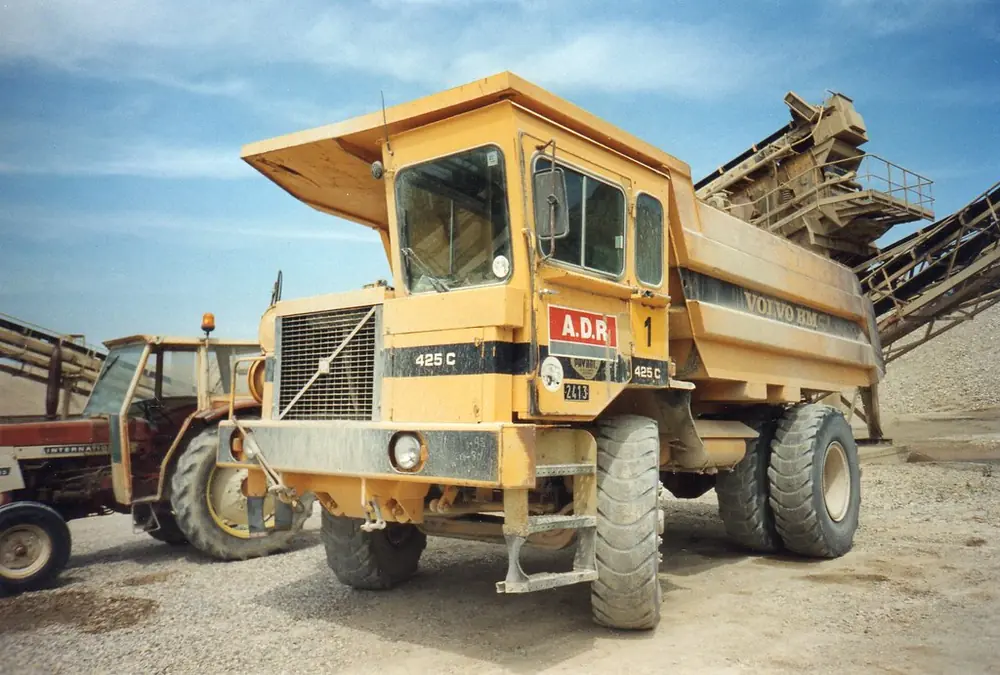 Volvo 425C