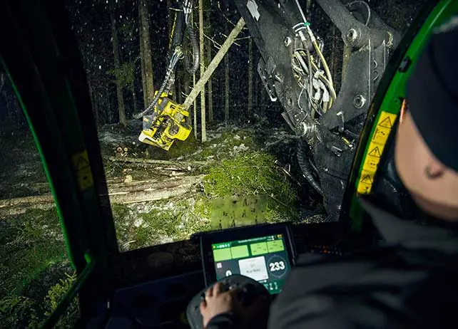 John Deere 1270 G