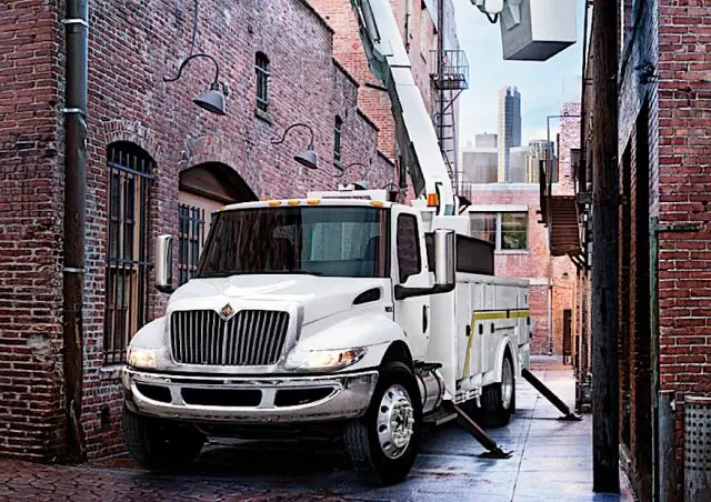 International MV60H 107 Day Cab Cummins B6.7