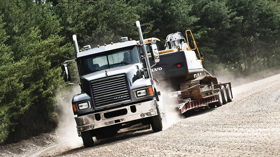 Mack PINNACLE CA68 Conventional CHU603 MP8 6x4 thumbnail 10