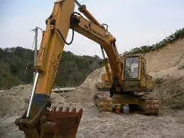 Komatsu PC200-1