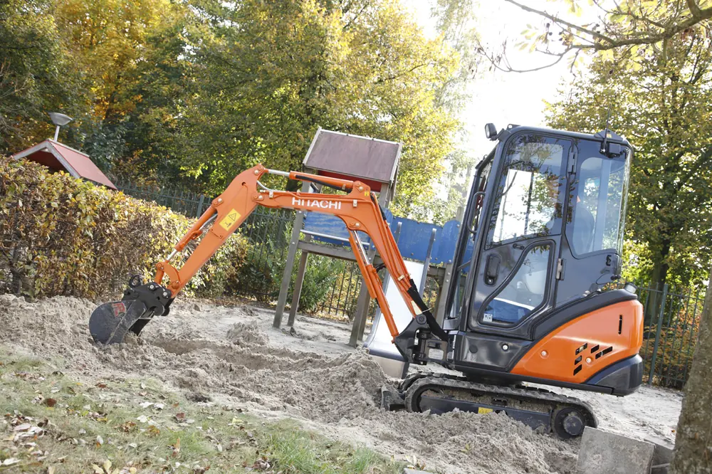Hitachi ZX 14-3 thumbnail 2