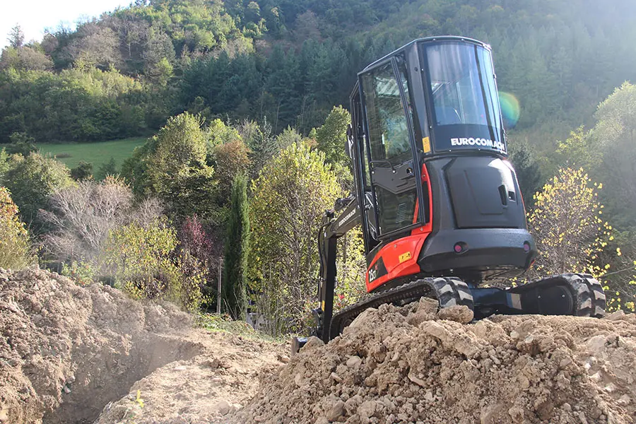 Eurocomach 25 ZT thumbnail 3