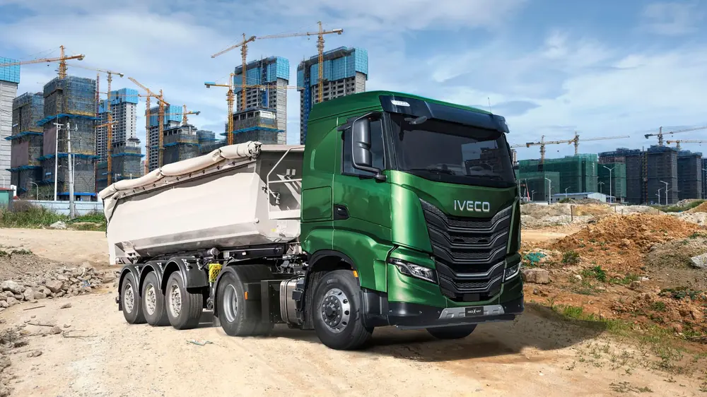 Iveco X-WAY Rigid AS280X42Y/PT HR ON