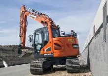 Bobcat Doosan Crawler Excavators thumbnail 4