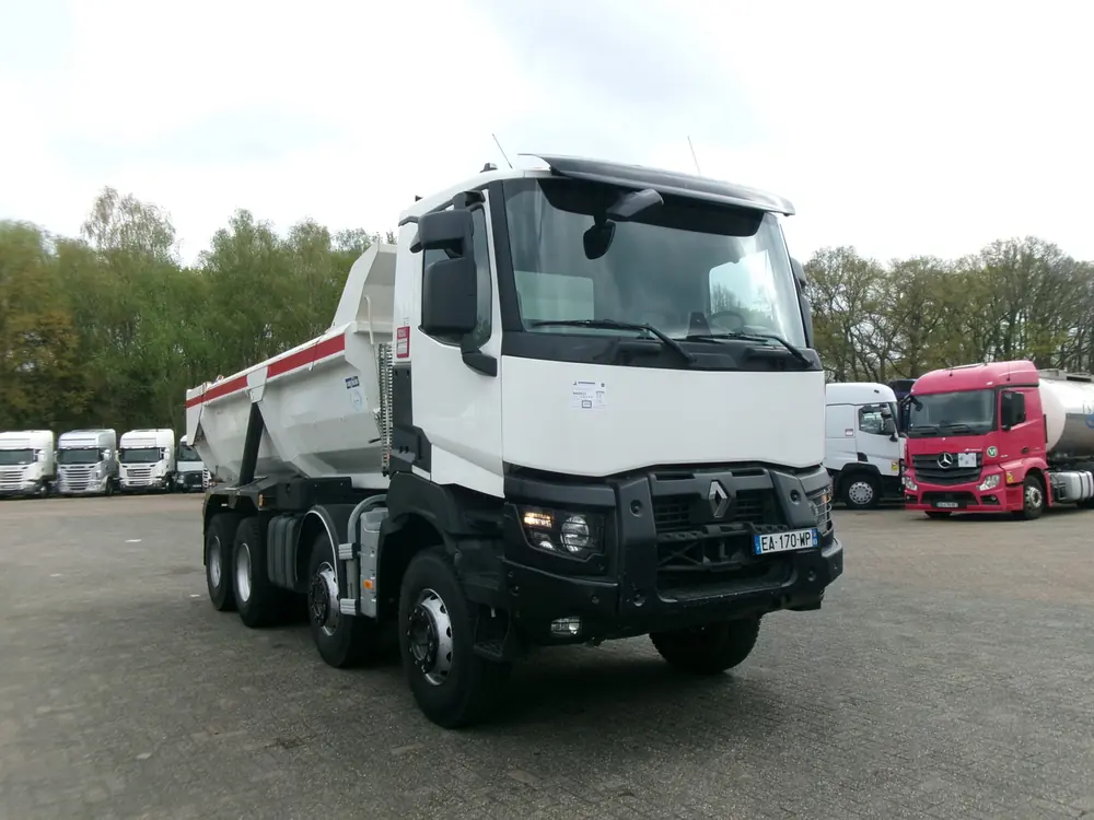 Renault K 480.32 8X4 R MEDIUM E6