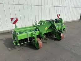 A.V.R. Farmer 4x75