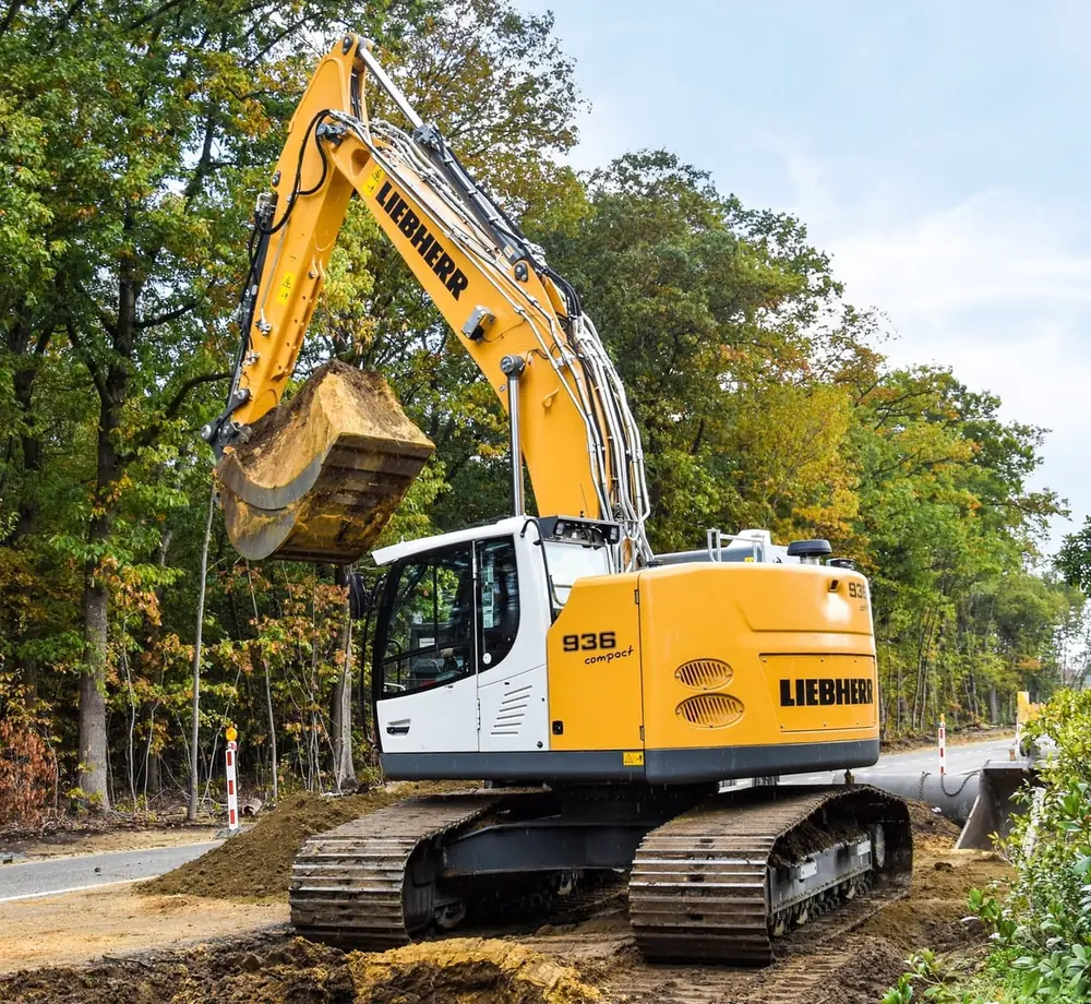 Liebherr R 936 Compact Litronic