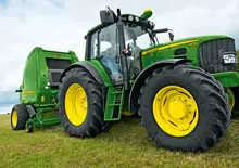 Bobcat John Deere 4WD (4 Wheel Drive) and 4x4 Farm Tractors thumbnail 4