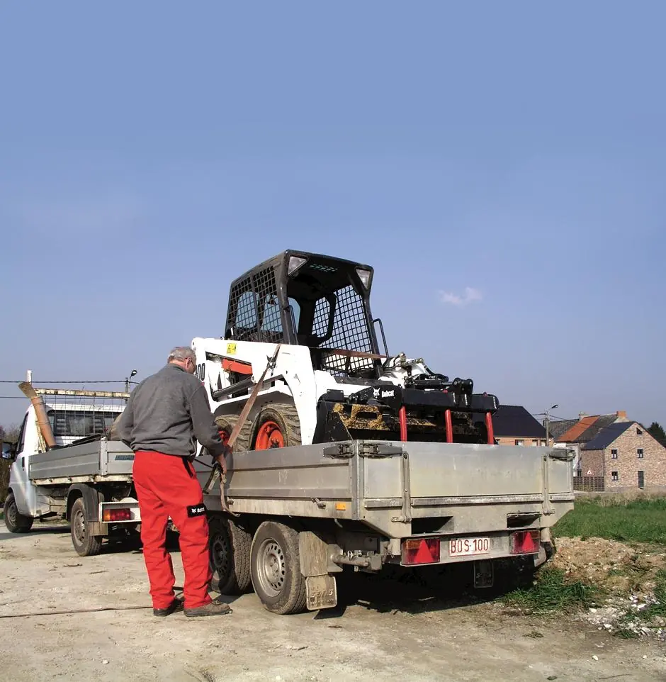 Bobcat S100