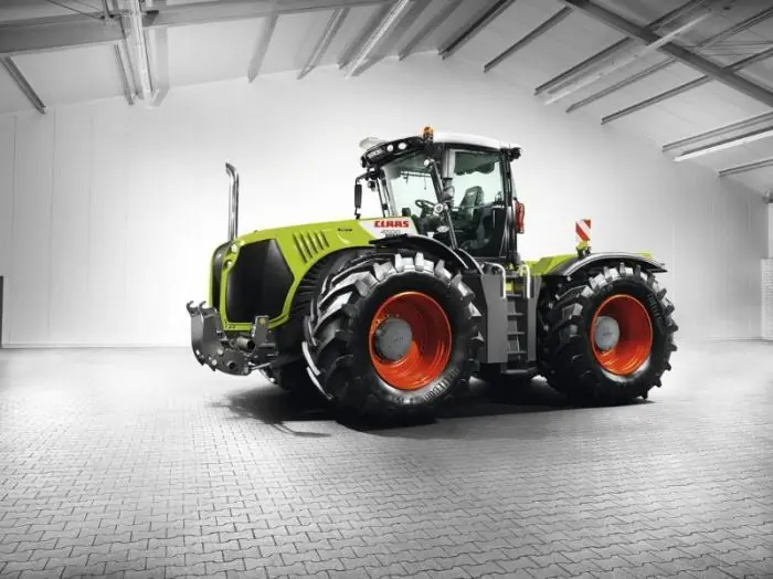 Claas Xerion 2500