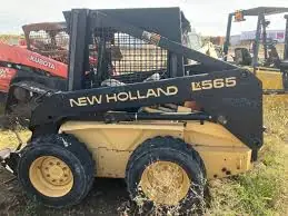 New Holland Lx565