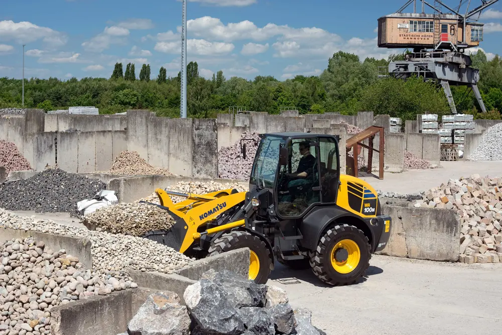 Komatsu WA100M-7