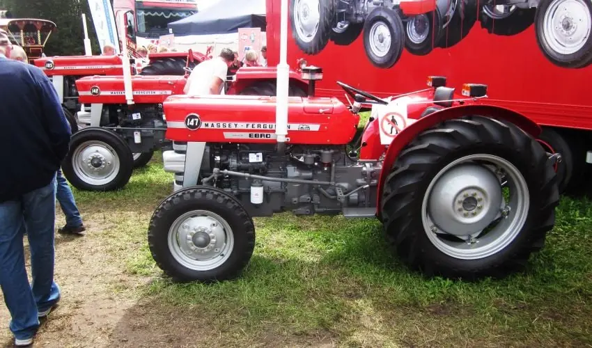 Massey Ferguson 147