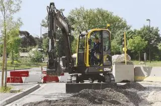 Volvo ECR58