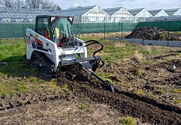 Bobcat T110 thumbnail 3