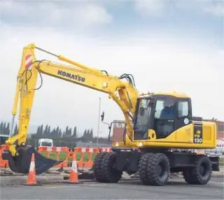Komatsu PW130-6