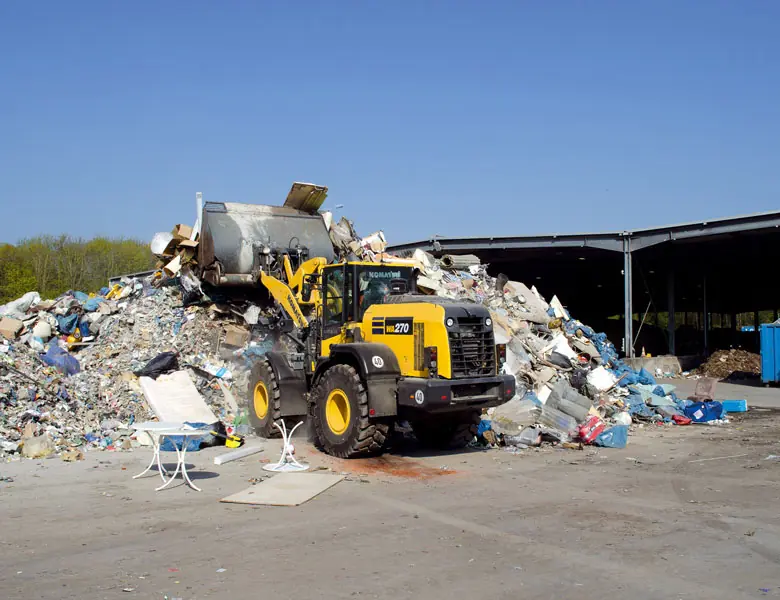 Komatsu WA270-8E0